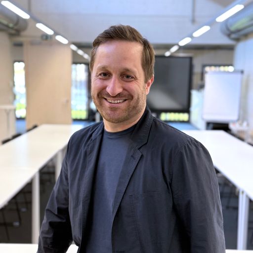 Vorschau Bild von Johannes Knierzinger, Mitgründer und Lehrer für Digitale
Grundbildung