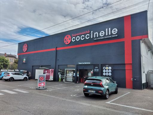  Ein neuer Riesenvorteil für die Kunden der Coccinelle-Supermärkte
in Frankreich: Die gemeinsame Beschaffung für Eigenmarken von
Francap mit der EMD. / Weiterer Text über ots und
www.presseportal.de/nr/118822 / Die Verwendung dieses Bildes für
redaktionelle Zwecke ist unter Beachtung aller mitgeteilten
Nutzungsbedingungen zulässig und dann auch honorarfrei.
Veröffentlichung ausschließlich mit Bildrechte-Hinweis.