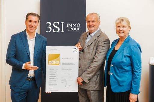 Vorschau Bild von Die ÖGNI-Gold-Zertifizierung unterstreicht die herausragende
Bauqualität und das Engagement der 3SI Immogroup für Nachhaltigkeit.