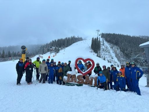 Skigebiets-Inspektion der conos
Winter-Trend-Expeditions-Teilnehmer im größten Skigebiet der
Karpaten und FIS-Weltcup-Resort Jasna in der Niederen Tatra (SK)