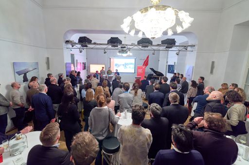 Vorschau Bild von Expert:innen der APA erörterten am 22. Jänner im Presseclub
Concordia die Auswirkungen stereotyper Bildsprache sowie neue
Bildstrategien für einen zeitgemäßen (Foto-) Journalismus.