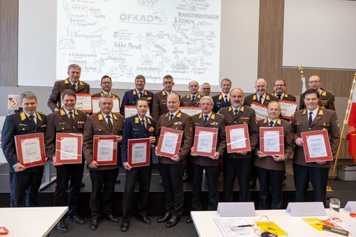 Vorschau Bild von Alle Landesfeuerwehrverbände und deren Landesfeuerwehrschulen
bzw. Ausbildungszentren sind Partner der Österreichischen Feuerwehr-
und Katastrophenschutzakademie