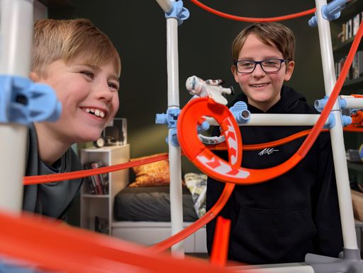 Mit der Weltneuheit Sky Trails betritt Playmobil völlig neue Wege
und präsentiert ein einzigartiges Spielsystem mit unendlichen
Möglichkeiten. / Weiterer Text über ots und
www.presseportal.de/nr/161307 / Die Verwendung dieses Bildes für
redaktionelle Zwecke ist unter Beachtung aller mitgeteilten
Nutzungsbedingungen zulässig und dann auch honorarfrei.
Veröffentlichung ausschließlich mit Bildrechte-Hinweis.
