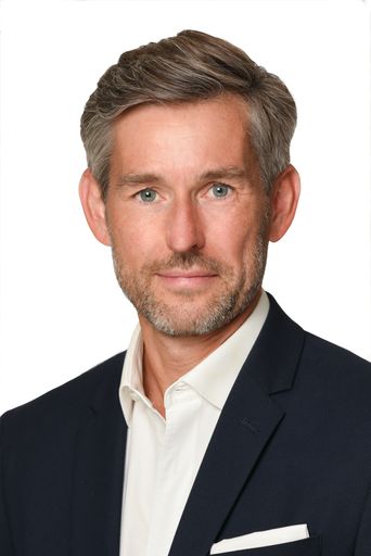  Stefan Rathausky, Alvarez & Marsal, Senior Director im Bereich
Corporate Transformation Services in Österreich