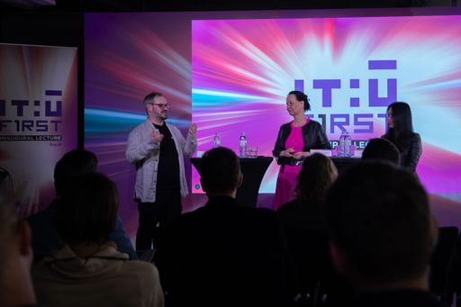 Vorschau Bild von Die „First Lectures“ der Gründungsprofessor:innen der IT:U
gestalten die klassische Antrittsvorlesung neu – innovativ,
interdisziplinär und interaktiv.