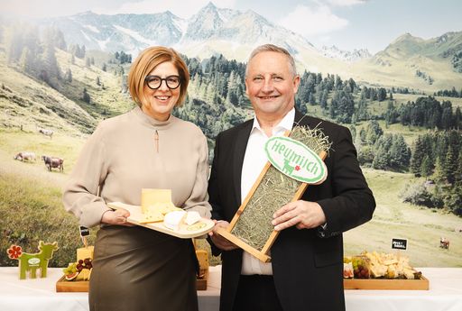 Vorschau Bild von Christiane Mösl und Karl Neuhofer ©ARGE Heumilch.