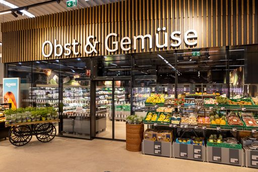 Vorschau Bild von Obst und Gemüse Abteilung im runderneuerten Standort
Salzburg-Wals