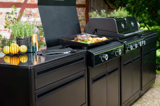 Here are the heat modules that give the outdoor kitchen the last kick