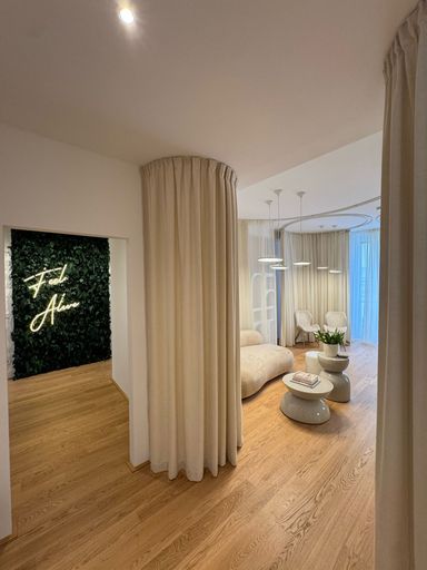 Vorschau Bild von Die neue Dr. Denia - Feel Alive Clinic.