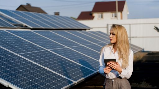  schlau-pv: Maßgeschneiderte Photovoltaiklösungen für eine
nachhaltige Energiezukunft