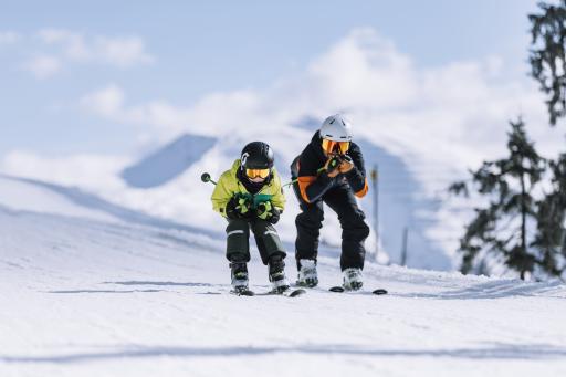  Die Leoganger Bergbahnen sind noch bis zum 21. April in Betrieb
und bieten das Beste aus beiden Welten: Firnabfahrten am Asitz und
Frühlingsgefühle im Tal.