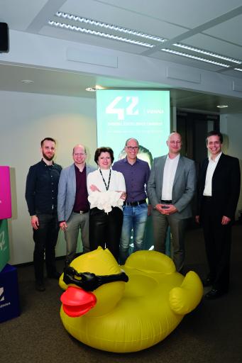  Michael Leitner, Johannes Ullmann, Tatjana Lulevic-Heyny, Armin
Schreiegg, Lars Schade, Roland Sommer (Bild v.l.n.r.)