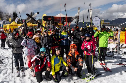 Große Unterstützer und Partner des Antenne Steiermark Snowdays: Planai-GF Georg Bliem, LH Mario Kunasek, Antenne Stmk.-GF Gottfried Bichler, Bildungsdirektorin Elisabeth Meixner und der steir. ÖVP-Clubobmann Lukas Schnitzer