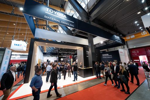 Toyota Material Handling auf der diesjährigen LogiMAT - der
größten Messe für Intralogistiklösungen -in Stuttgart.