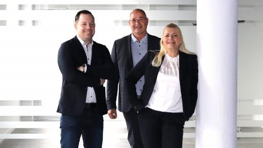 Die Leiter der neuen WERIT Business Units (von links): Benjamin
Schmid (Business Unit Gebäudetechnik), Lars von Schweppenburg
(Business Unit Rekonditionierung), Nina Schnitzler (Business Unit
Packaging). // Weiterer Text über ots und
www.presseportal.de/nr/177433 / Die Verwendung dieses Bildes für
redaktionelle Zwecke ist unter Beachtung aller mitgeteilten
Nutzungsbedingungen zulässig und dann auch honorarfrei.
Veröffentlichung ausschließlich mit Bildrechte-Hinweis.