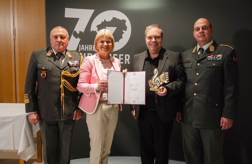 Vorschau Bild von Präsentation der Jubiläumsfanfare anlässlich des 70-jährigen
Bestehens des Bundesheeres