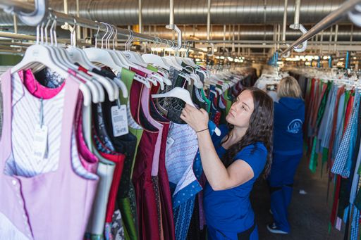 Vorschau Bild von Tausende Positionen der Traditionsmarke Gössl werden versteigert