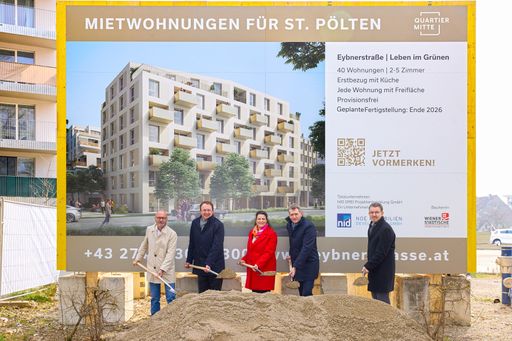 Bild 1_Spatenstich für 40 Mietwohnungen, v.l.n.r. Heinz
Wiesbauer, Matthias Stadler, Sonja Raus, Michael Neubauer, Peter
Wendlinger.