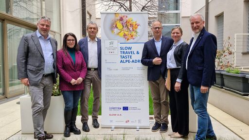 Vorschau Bild von Projektparäsentation im Slow Food Hotel Sandwirth