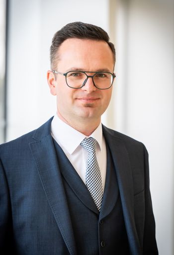  Das Bild zeigt Pflegedirektor Gernot Prietl, MSc.