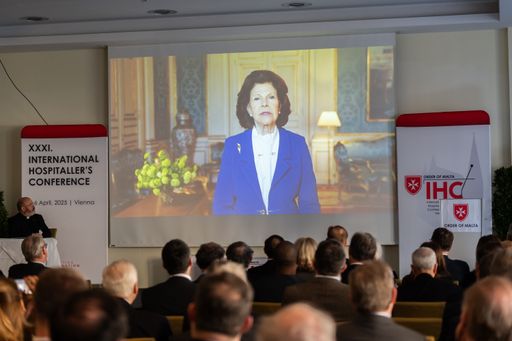 Focus on crisis regions and humanitarian aid