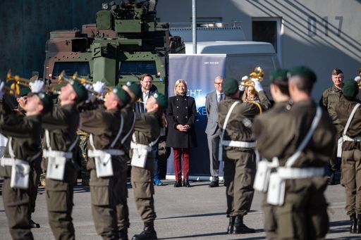 Vorschau Bild von Ankündigung des Militärmusikfestivals 2025 in Salzburg.
