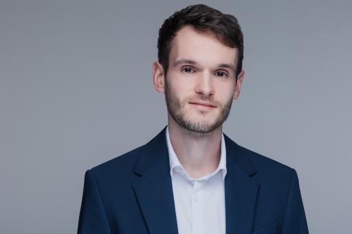 Vorschau Bild von Bild 03: Jonas Höhndorf, B.Sc., Teamleiter Digital Learning
Volksbank Akademie © Volksbank Akademie
