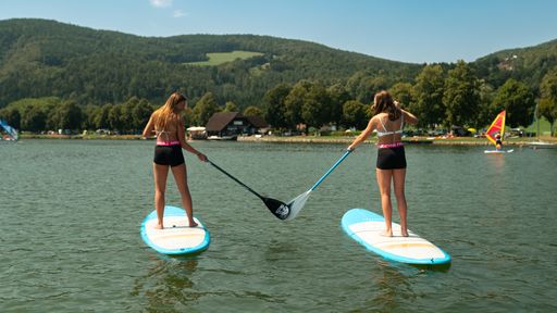Vorschau Bild von Teste unter anderem Stand up paddle und Windsurfen beim Summer
Opening am Stubenberg See in der Oststeiermark von 30. April bis 4.
Mai.