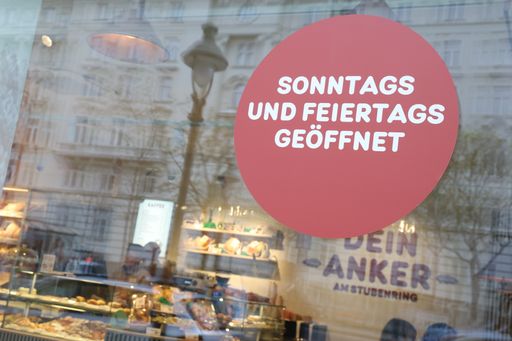 Vorschau Bild von Eröffnung der neuen ANKER-Filiale am Stubenring in Wien.