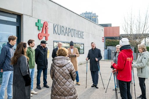 Marcus Franz, Bezirksvorsteher Favoriten, begrüßt die Runde.