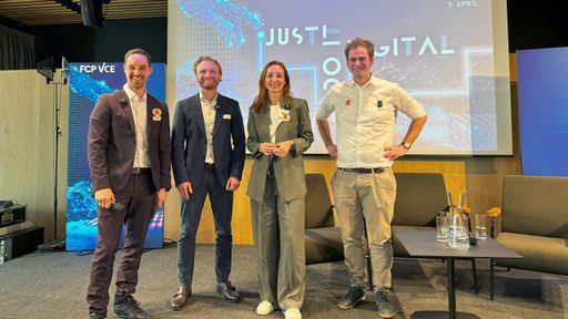 Vorschau Bild von v.l.n.r. Jürgen Rattenberger, Steffen Robbi, Ana Simic, Clemens
Russ