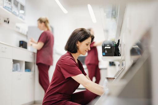 Vorschau Bild von DGKP bei der Analyse