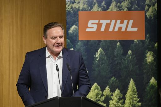 Michael Traub, STIHL Vorstandsvorsitzender, stellt die
Jahresbilanz des Geschäftsjahrs 2024 vor. // Weiterer Text über ots
und www.presseportal.de/nr/64484 / Die Verwendung dieses Bildes für
redaktionelle Zwecke ist unter Beachtung aller mitgeteilten
Nutzungsbedingungen zulässig und dann auch honorarfrei.
Veröffentlichung ausschließlich mit Bildrechte-Hinweis.