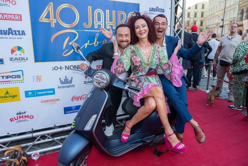 Vorschau Bild von Christina Lugner mit Antonio & Luigi Jr. – die junge
Barbaro-Generation am Start