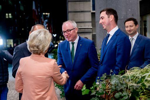 Ursula von der Leyen unterstützt die Initiative des NÖ
Bauernbundes.