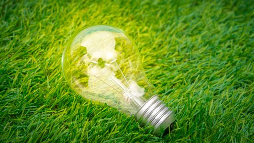  Die Energiepartnerschaft Österreich setzt auf regionale
Energiegemeinschaften, um nachhaltige Energieversorgung in
Oberösterreich zu fördern. Ein einfaches Modell für
Energieverbraucher und Einspeiser: Günstiger Strom und erneuerbare
Energiegemeinschaften.