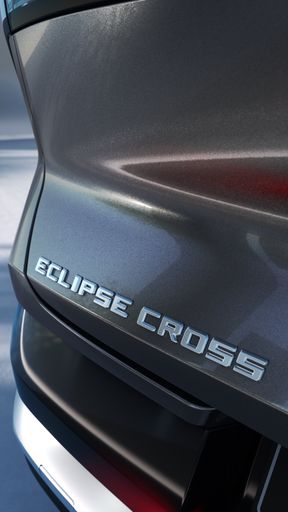 Erste Eindrücke des neuen Eclipse Cross - dem ersten
vollelektrischen Fahrzeug, das Mitsubishi Motors seit dem
bahnbrechenden i-MiEV auf den europäischen Markt bringt.