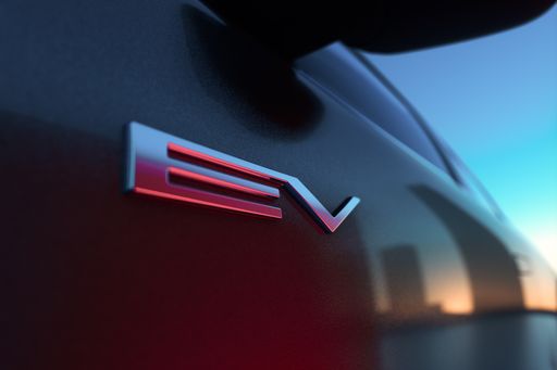 Vorschau Bild von Erste Eindrücke des neuen Eclipse Cross - dem ersten
vollelektrischen Fahrzeug, das Mitsubishi Motors seit dem
bahnbrechenden i-MiEV auf den europäischen Markt bringt.