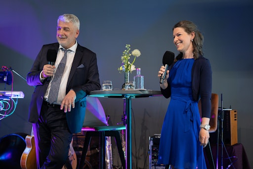 Julia Goth und Wilhelm Bergthaler führten durch den Abend