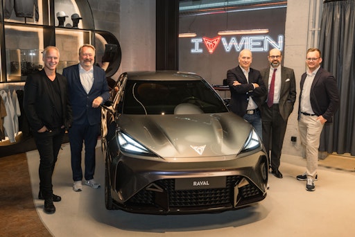  CUPRA City Garage