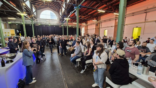 Vorschau Bild von Platz 1: 370 willhabingerInnen haben ihre Würdigung bei der
großen internen Great Place to Work®-Feier in der Remise Wien
zelebriert
