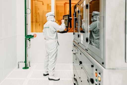  Im Forschungsreinraum von Silicon Austria Labs wird zukünftig für
die Pilotlinie gearbeitet.