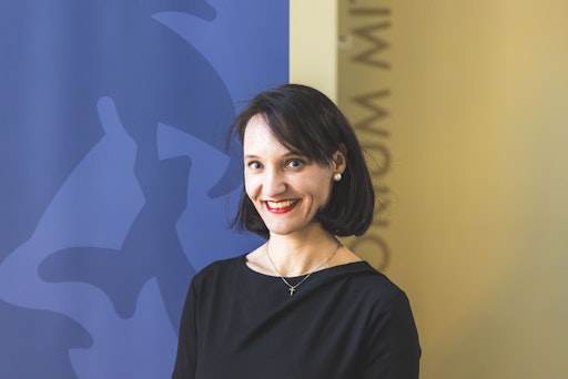 Annemarie Weißenbacher signed the contract as a PMU rector
