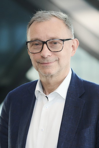  Richard Crevenna