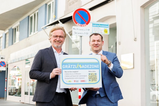 Martin Fabisch, Bezirksvorsteher der Josefstadt, und Christian
Holzhauser, Obmann der Sparte Transport und Verkehr in der
Wirtschaftskammer Wien