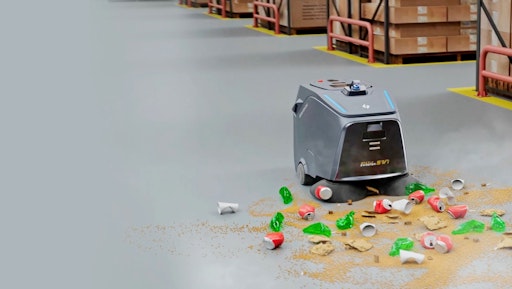 Vorschau Bild von Ein leistungsstarker Saugmotor im neuen Beetle entfernt
zuverlässig ein breites Spektrum an Verschmutzungen und zwar von
feinem Staub und Sand bis hin zu größeren Materialien wie
Papierschnipseln, Flaschen oder sogar Holzspäne.