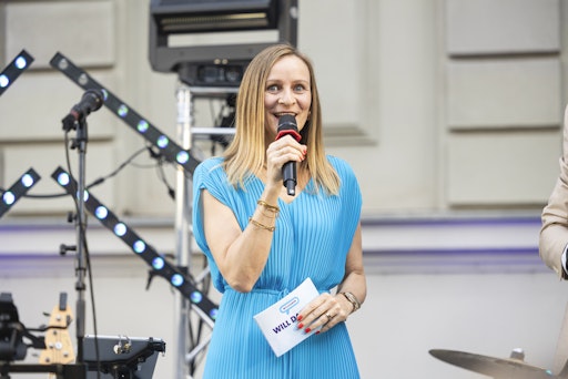 Vorschau Bild von Judith Kössner, Head of Immobilien bei willhaben, eröffnete den
Abend