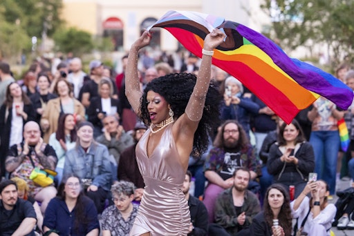  MQ Pride Night unter dem Motto „Stand Up!“