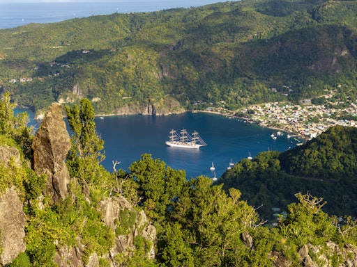 Legere travel under full sailing