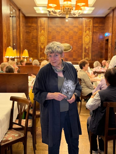 Vorschau Bild von Rotraud A. Perner präsentierte "Mach dir Luft!"